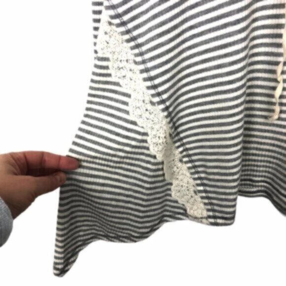 JOLT | Women's Grey & Cream Long Sleeves Pop-Over Style Stripe Hoodie Size Large - Picture 4 of 8